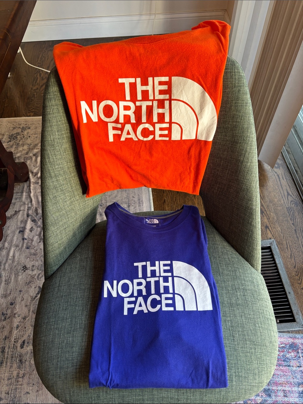 The North Face pair logo short sleeve 100% cotton t-shirts tees men’s unisex XL